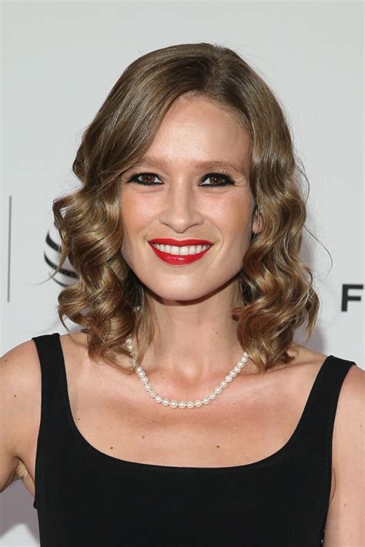 Amy Ferguson Net Worth