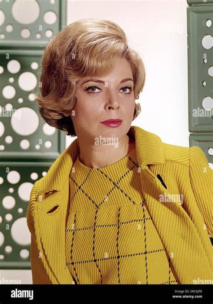 Barbara Bain