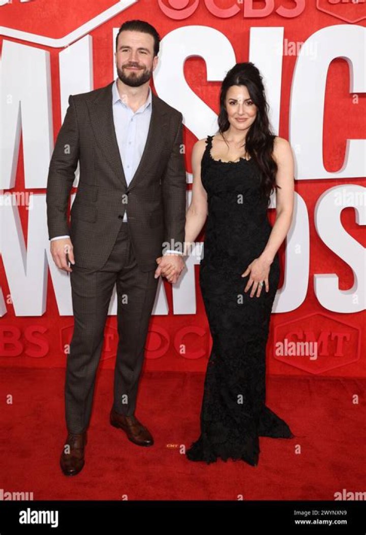 Sam Hunt wife: Who is Hannah Lee Fowler? 1 Hannah Lee Fowler