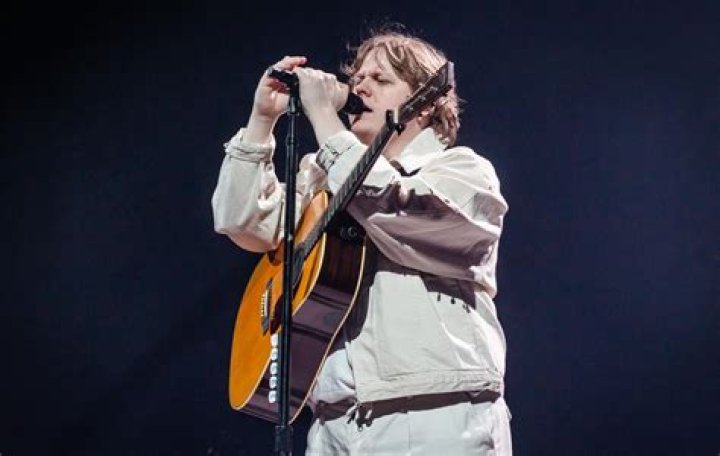 Lewis Capaldi Lewis Capaldi