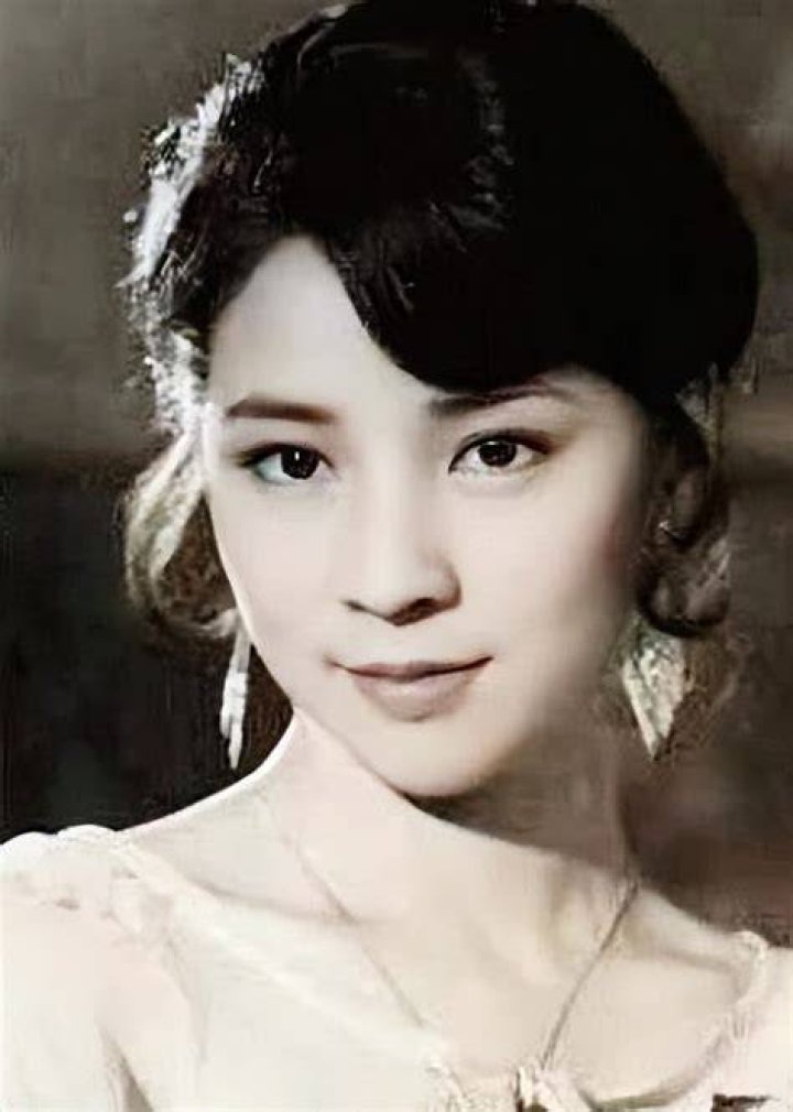 Lin Feng-Jiao Lin Feng-Jiao