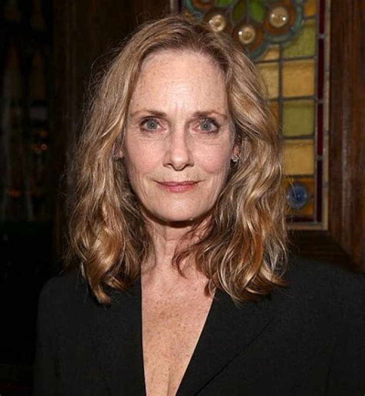 Lisa Emery Net Worth
