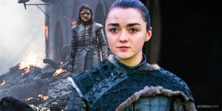 Maisie Williams height: Is Maisie Williams short? 1 Maisie Williams