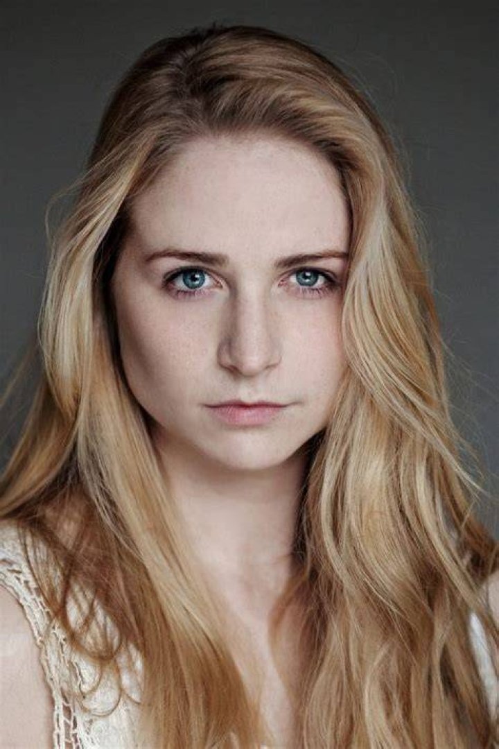 Niamh Algar Niamh Algar
