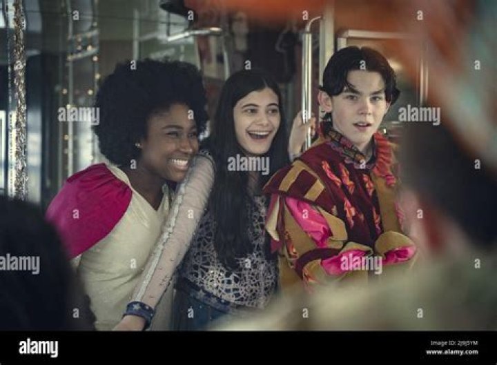 Phoebe De Silva with Lauryn Ajufo Phoebe De Silva with Lauryn Ajufo