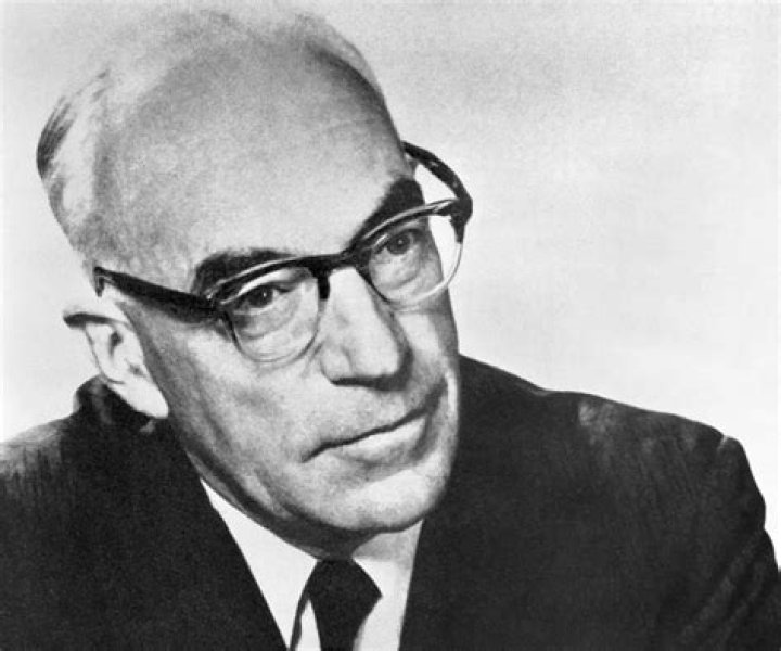 Sir John Eccles Biography